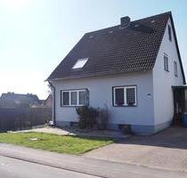 Ein- bis Zweifamilienhaus in Staufenberg Landwehrhagen