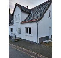 Saniertes Doppelhaushälfte zu vermieten - Bad Driburg