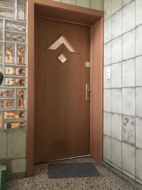 Foto - 3 Zi. Whg. an Hausmeister Rentner Ehepaar in RD zu vermieten