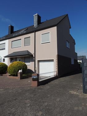 Foto - Exklusive top renovierte Doppelhaushälfte