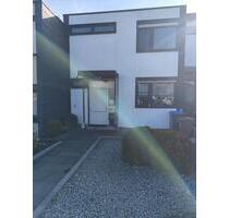 Modernes Reihenmittelhaus - 339.000,00&nbsp;EUR Kaufpreis, ca.&nbsp; 108,00&nbsp;m&sup2; in Heidenheim an der Brenz (PLZ: 89520) Aufhausen