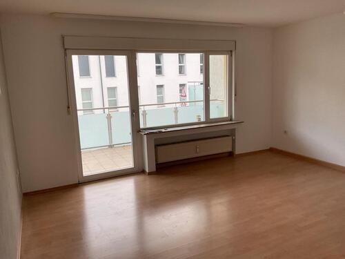 Foto - Schöne 3-Zimmer-Wohnung - 630,00&nbsp;EUR Kaltmiete, ca.&nbsp; 73,00&nbsp;m&sup2;