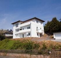 Großes WG Zimmer ab sofort - 500,00&nbsp;EUR Kaltmiete, ca.&nbsp; 23,00&nbsp;m&sup2; in Marburg (PLZ: 35037)