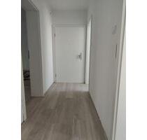 3-Zimmer-Wohnung im EG *FRISCH RENOVIERT* - Lage