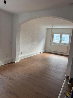 Foto - Geräumiges 3-Stöckiges Haus : 4-5 Zimmer, in Beerfelden