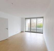 Wohnen mit Charme: Helle Wohnung mit Balkon und viel Platz - Neuruppin