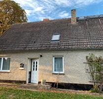 Sanierungsbedürftiges 3-Familienhaus, Grundstück ca. 2600qm - Warin