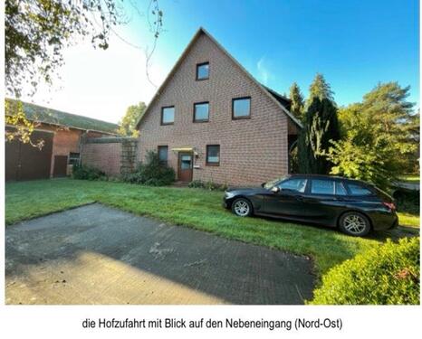 Foto - Große 4–6 Zimmer Wohnung im 1. OG in ruhiger Lage – Benkeloh