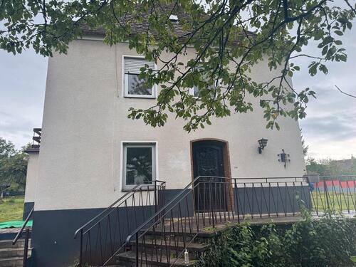 Foto - Haus zum Vermieten - 1.850,00 EUR Kaltmiete,