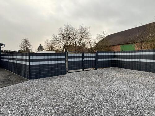 Foto - 400 m² eingezäunte Lagerfläche + 2 Container – abschließbar