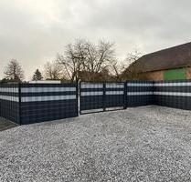 400 m² eingezäunte Lagerfläche + 2 Container – abschließbar - Hiddenhausen