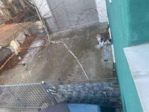 Foto - Stellplatz. Innenhof, große Garage , abschliessbar