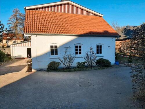 Foto - Renoviertes Landhaus - 1.700,00&nbsp;EUR Kaltmiete, ca.&nbsp; 170,00&nbsp;m&sup2;