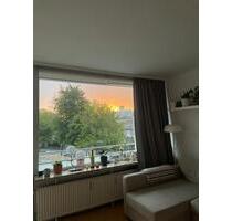 Nur 19.09-5.10 1-Zimmer Wohnung mit Balkon Untermiete - Hamburg Hoheluft-West