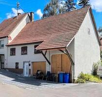 Hausteil mit Scheune & Ausbaupotenzial in Balingen-Frommern