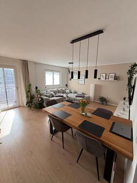 Foto - An der Elbe! Helle und geräumige 2-Zimmer-Wohnung!