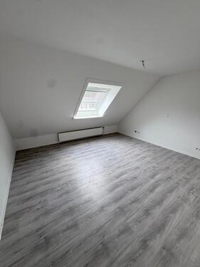 Foto - 3 Zimmer Dachgeschoßwohnung zur Miete in Bremerhaven