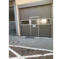 Tiefgarage Kronenstr in 76133 KA ab sofort mtl.75,-€ zu verm. - Karlsruhe