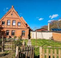 Wohnen auf dem Land - 1.200,00&nbsp;EUR Kaltmiete, ca.&nbsp; 116,00&nbsp;m&sup2; in Gülzow (PLZ: 21483)