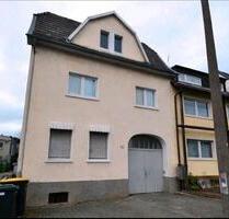 Mehrfamilienhaus, in sehr gutem Lager mit Ausbau Reserve - Bonn Hardtberg