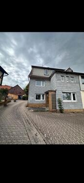 Foto - Haus zu vermieten 145qm 6 zimmer 1000 euro warmmiete,Neurenoviert