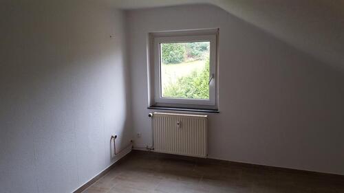 Foto - Sehr schöne renovierte Dachgeschoss-Wohnung 1,5 ZKB