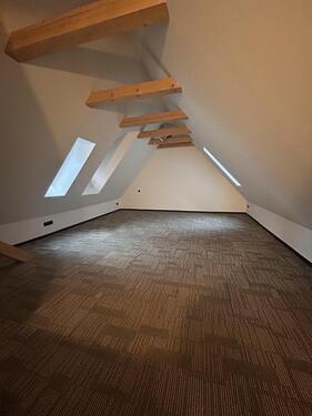 Foto - 1 Zimmer Dachgeschoßwohnung zur Miete in Fürth