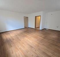 Erstbezug - Renovierte 2-Zimmer-Wohnung - Saal an der Donau