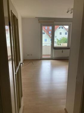 Foto - 3-ZKB-Wohnung, 78 m², Balkon, Garage, Zentrum Höhr-Grenzhausen