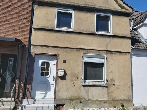 Foto - Haus, Reihenhaus, zum Renovieren, ohne Makler