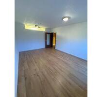 Frisch renovierte 2 ZKB Wohnung - Saarbrücken Dudweiler