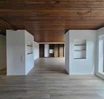 Stilvolle DG-Wohnung mit Kamin & Balkon in Eidinghausen - Bad Oeynhausen Dehme