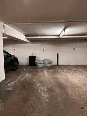 Foto - Tiefgaragenstellplatz Nr.19 - 135,00&nbsp;EUR Miete,