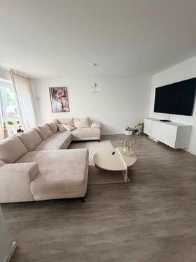Foto - 3-Zimmer, 90 qm, EG - 1.240,00&nbsp;EUR Kaltmiete, ca.&nbsp; 90,00&nbsp;m&sup2;