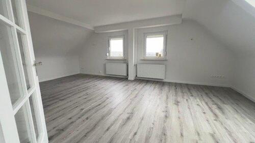 Foto - 2 Zimmer Dachgeschoßwohnung zur Miete in Bad Homburg vor der Höhe