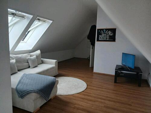 Foto - Dachgeschosswohnung top für Single
