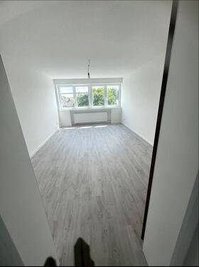 Foto - 15 -Zi nur berufstätige [ Bezugsfrei ab sofort ] 520 warm