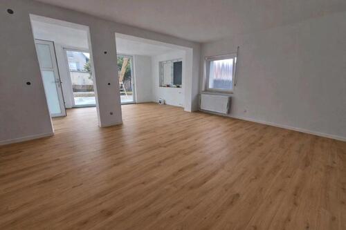 Foto - 4 Zimmer Erdgeschoßwohnung zur Miete in Rodgau