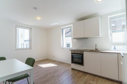 Foto - 3-Zimmer-Erstbezug mit WG-Option: Historischer Charme trifft Moderne in ruhiger Hoflage