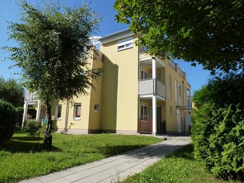 Foto - DACHGESCHOSS, 2 BALKONE, EINBAUKÜCHE, RABENSTEIN