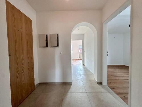 Foto - 2,5 Zimmer in Bad Endorf neu saniert mit Balkon, Keller und TG