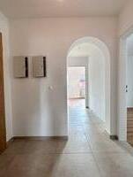 2,5 Zimmer in Bad Endorf neu saniert mit Balkon, Keller und TG