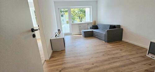 Foto - Erstbezug, frisch sanierte 2-Zimmer-Wohnung mit Balkon und Küche