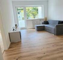 Erstbezug, frisch sanierte 2-Zimmer-Wohnung mit Balkon und Küche - Wolfsburg Detmerode