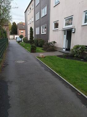 Foto - 2,5-Zimmer-Dachgeschosswohnung zzgl. Kfz-Stellplatz ab 01.01.2026
