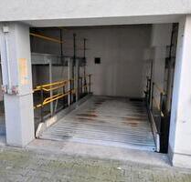 Gesicherter Stellplatz am Paradeplatz in Mannheim