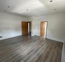 Wohnung mit 3 Zimmern - 90 m° Wohnfläche + 20 mª Terrasse - Rückersdorf