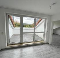 Attraktivee 2-Zimmer-Wohnung mit toller Dachloggia in Menden Platte Heide - Menden (Sauerland) Bösperde