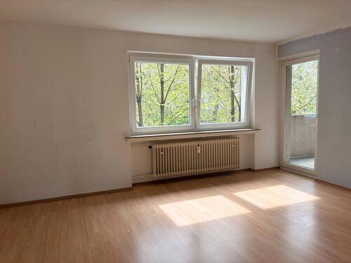 Foto - Helle 3-Zimmer-Wohnung mit BALKON und Wannenbad