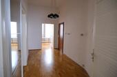 Foto - Helle 3-Zimmer Wohnung im 1. OG mit Altbau-Charme